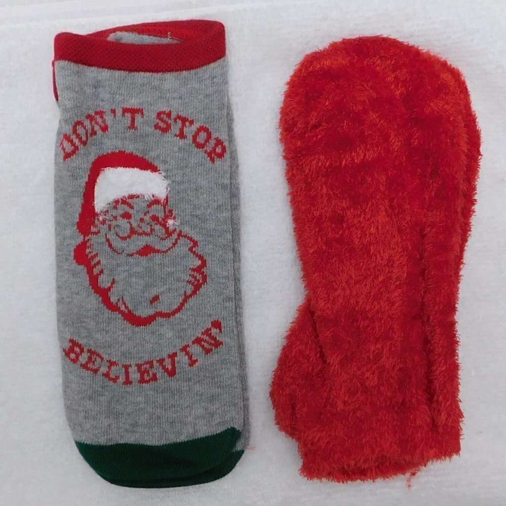 F132 Hue Santa Don't Stop Believin' Footsie Socks